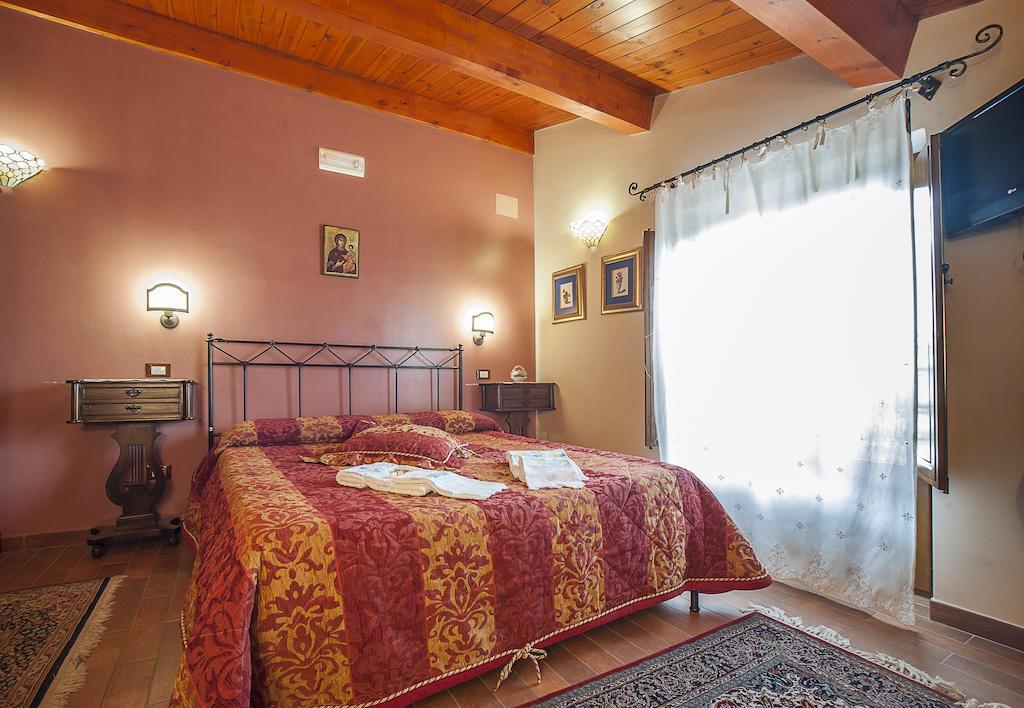 B&B La Ginestra Civita Pokoj fotografie